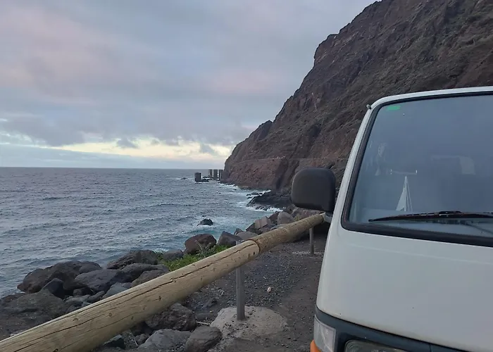 Kamp alanı Campervan To Rent For Over 25 Years Old Tacoronte